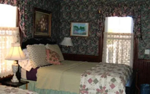 Fair Street Guest House