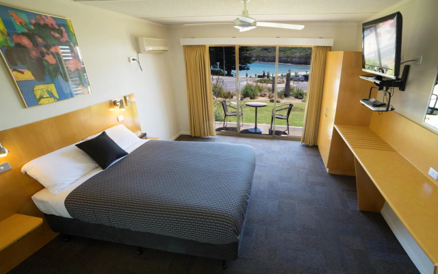Loch Ard Motor Inn – Guest Rooms – Port Campbell