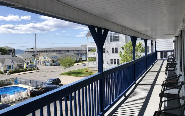 Island View Motel