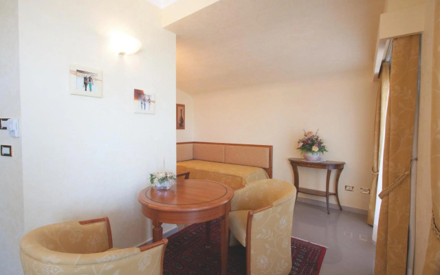 Hotel Tirreno