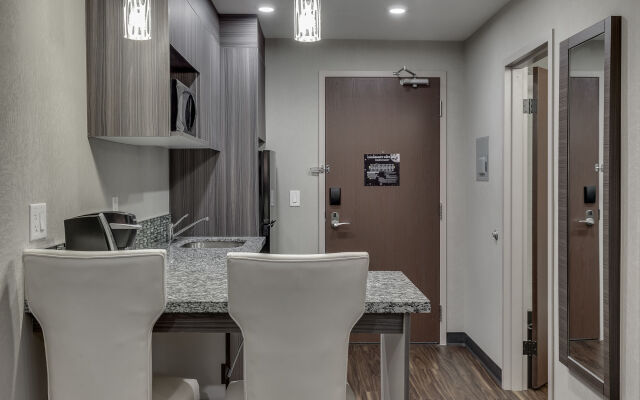 Home Inn & Suites Saskatoon South