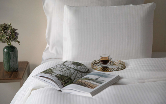 Отель Pullman Paris Tour Eiffel