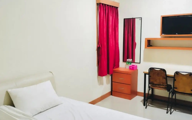 RedDoorz @ Wisma Nadin 2 Bintan Utara