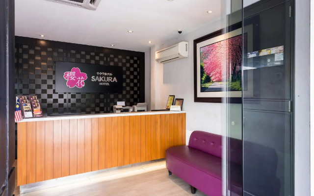 ZEN Rooms Sakura Boutique Hotel