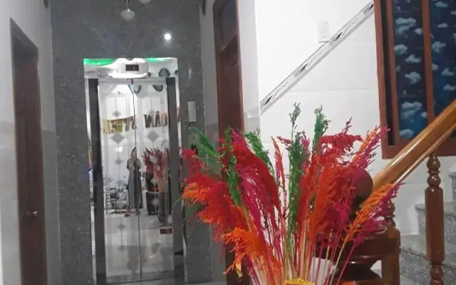 Anh Quan Hotel