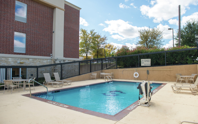 Hampton Inn Dallas-Rockwall