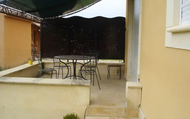 Villa With 3 Bedrooms in Saint-saturnin-lès-apt, With Wonderful Mounta