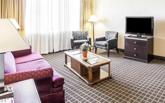 Clarion Hotel Denver Central