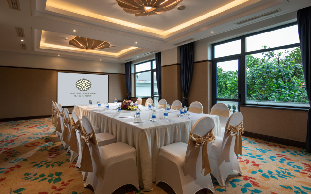 Ninh Binh Hidden Charm Hotel & Resort