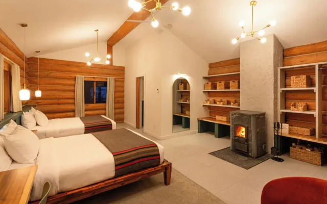 Bell 2 Lodge