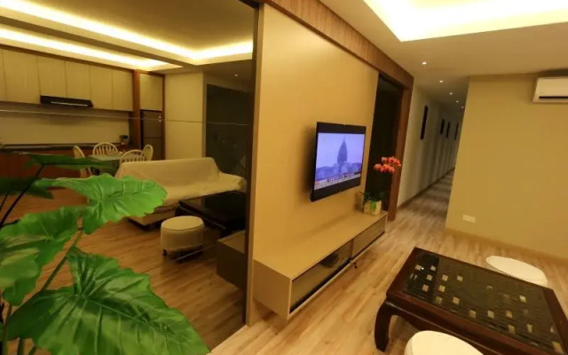 Camelia Holiday Home