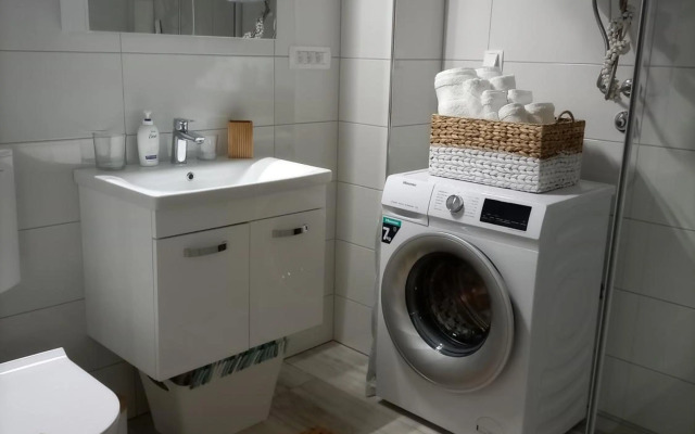 Studio Apartman Mirakul