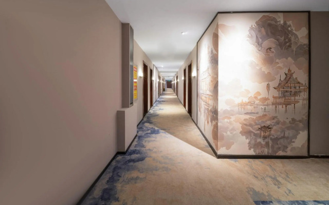 Luoyang Lesiyuan Business Hotel (Luoqi Ancient City Lijingmen Cross Street Branch)