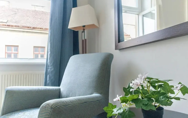 Pleasant 2BR shared Apt. Margareten