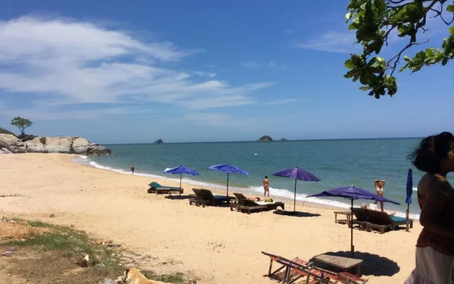 Khao Tao lake & beach villas, Hua Hin.
