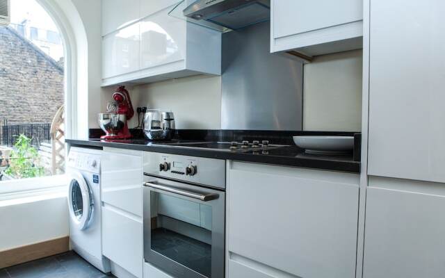 1 Bedroom Apartment Close to Gloucester Road Station