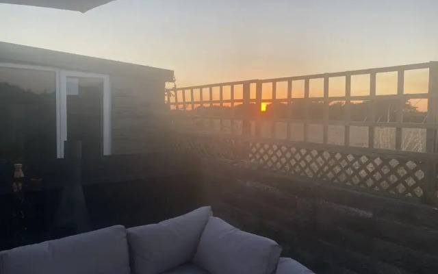 Beautiful 1-bed Studio in Porthcawl Near Beach