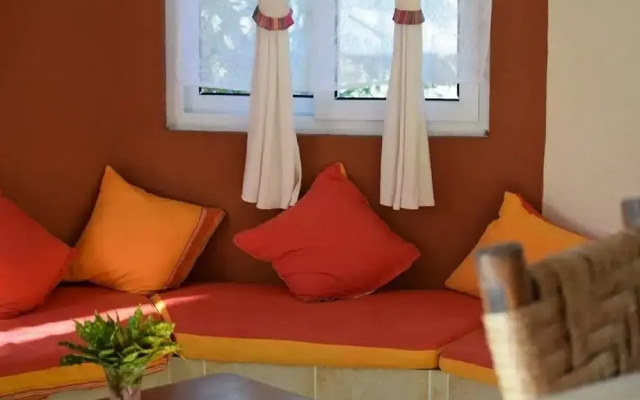 Maweni Beach Cottages