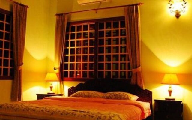 Queen Na Guest House