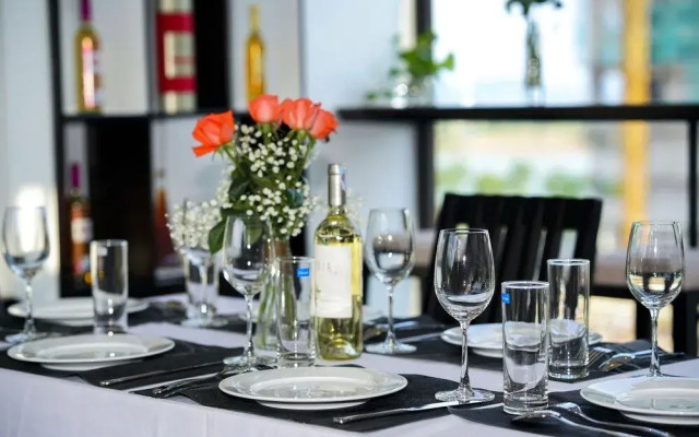 Merit Halong Hotel