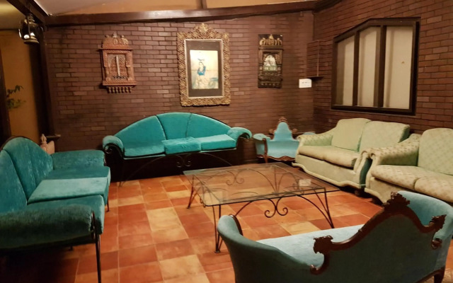 Chacha Inn