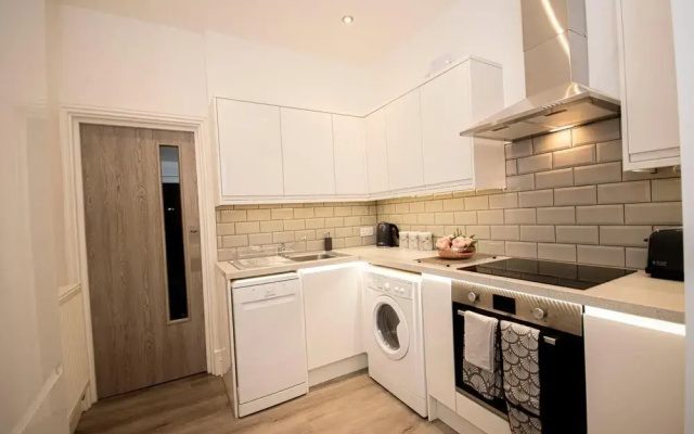 Trelu - Self Catering Three Bedroom Ground Floor Property