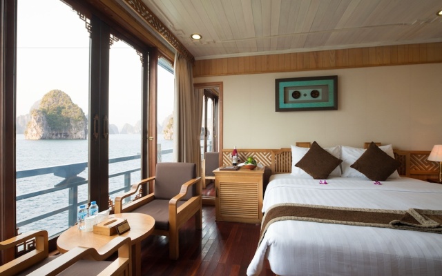 Halong Glory Legend Cruise – Guest Rooms – Ha Long