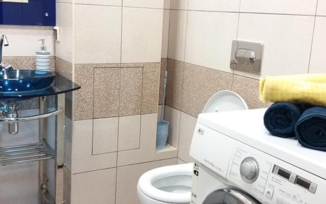 Сутки как дома на улице Петухова