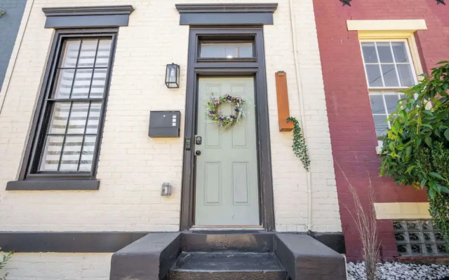 The Baymiller Row - For 6!