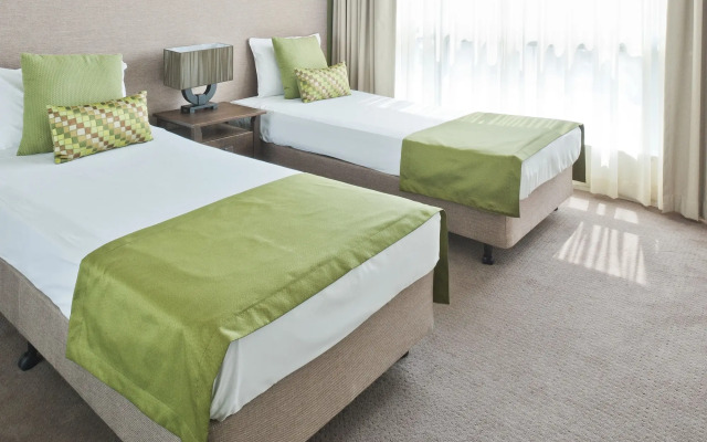Mantra Crown Towers