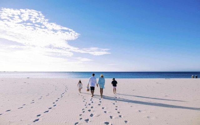 Smiths Beach Resort