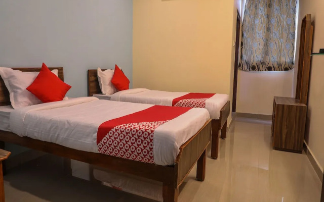 OYO 15457 Grd Residency