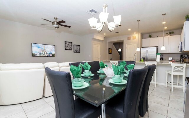 Four Bedrooms Townhome Close to Disney 5162a