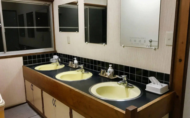 ZERO-Project Japan GuestHouse