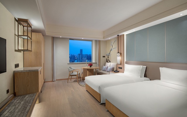 Crowne Plaza Shanghai Nanjing Road by IHG