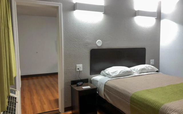 Motel 6 Wichita, KS