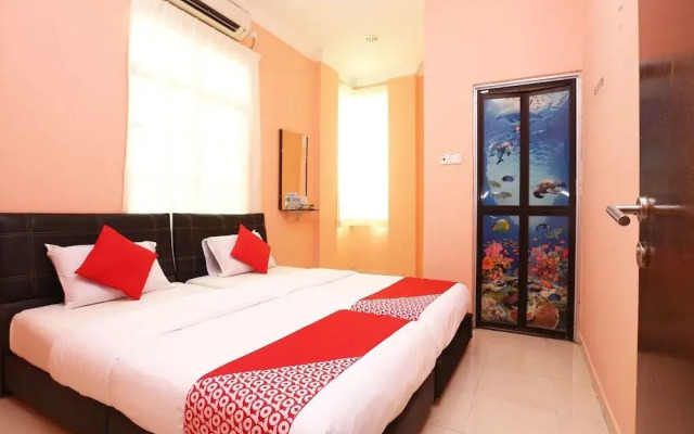 OYO 89556 Sa Villa Holiday Inn