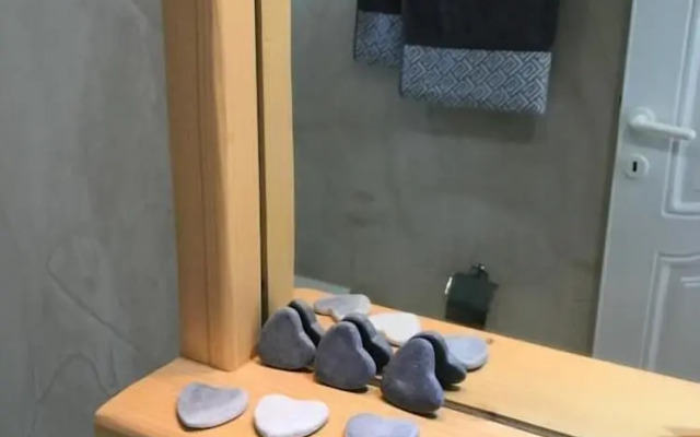 YL Suites