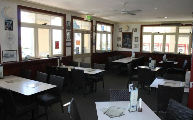 Bermagui Beach Hotel