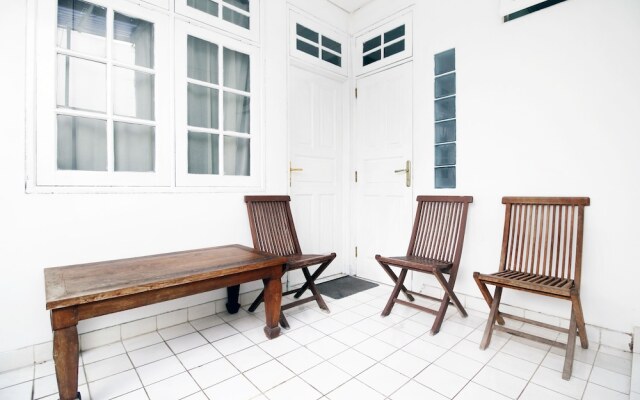 Airy Eco Kemang Bangka Raya Sebelas A 26 Jakarta