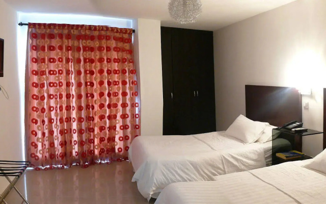 Hotel Calima Real