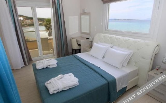 Paralia Luxury Suites