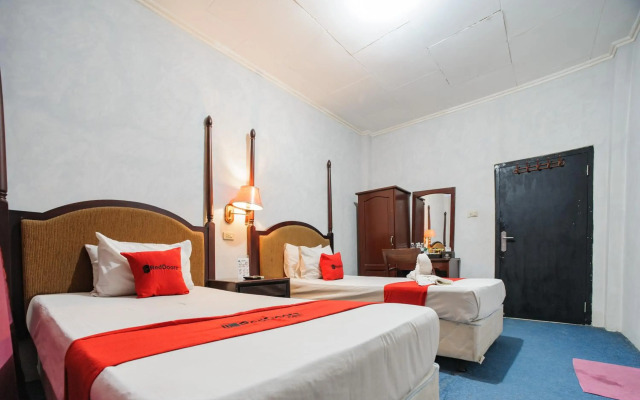 RedDoorz Plus @ Jalan Raden Intan Lampung