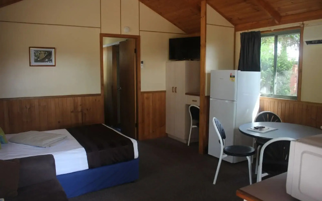 Lani's Holiday Island - Caravan Park