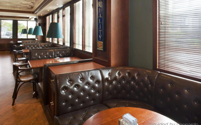 Sheraton Poznan Hotel