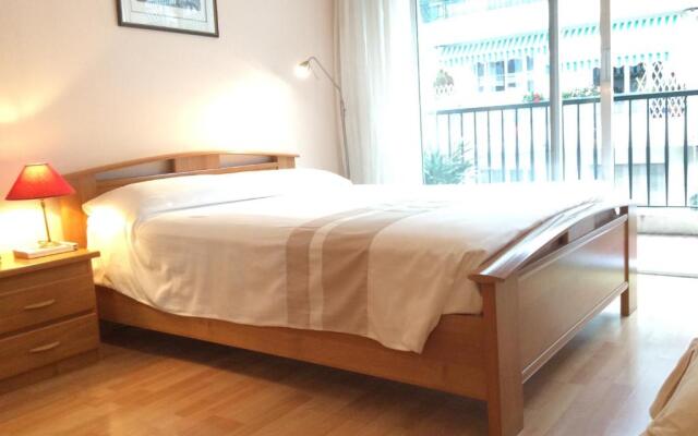 Place Mozart Holiday Apartment