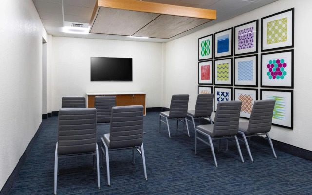 Holiday Inn Express & Suites Leander by IHG