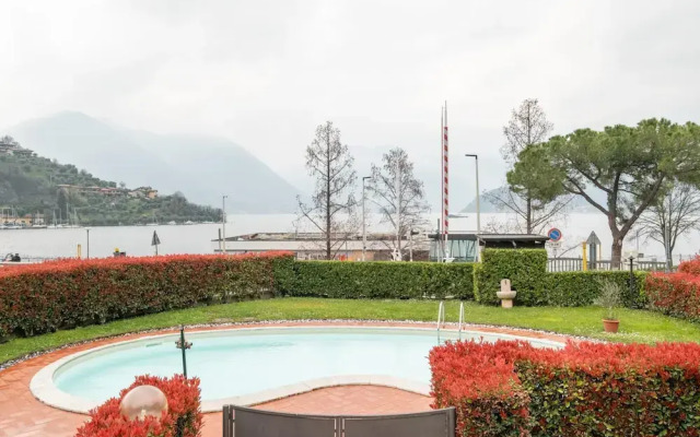 Lake Love in Vertine