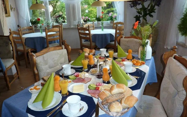 Pension Rheingold Garni