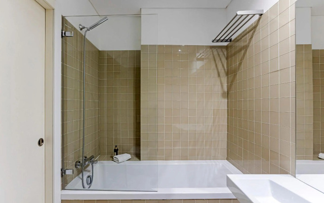 Palácio das Cardosas Studio by LovelyStay